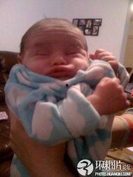 baby拉粑粑表情包,萌态百出，笑料横生